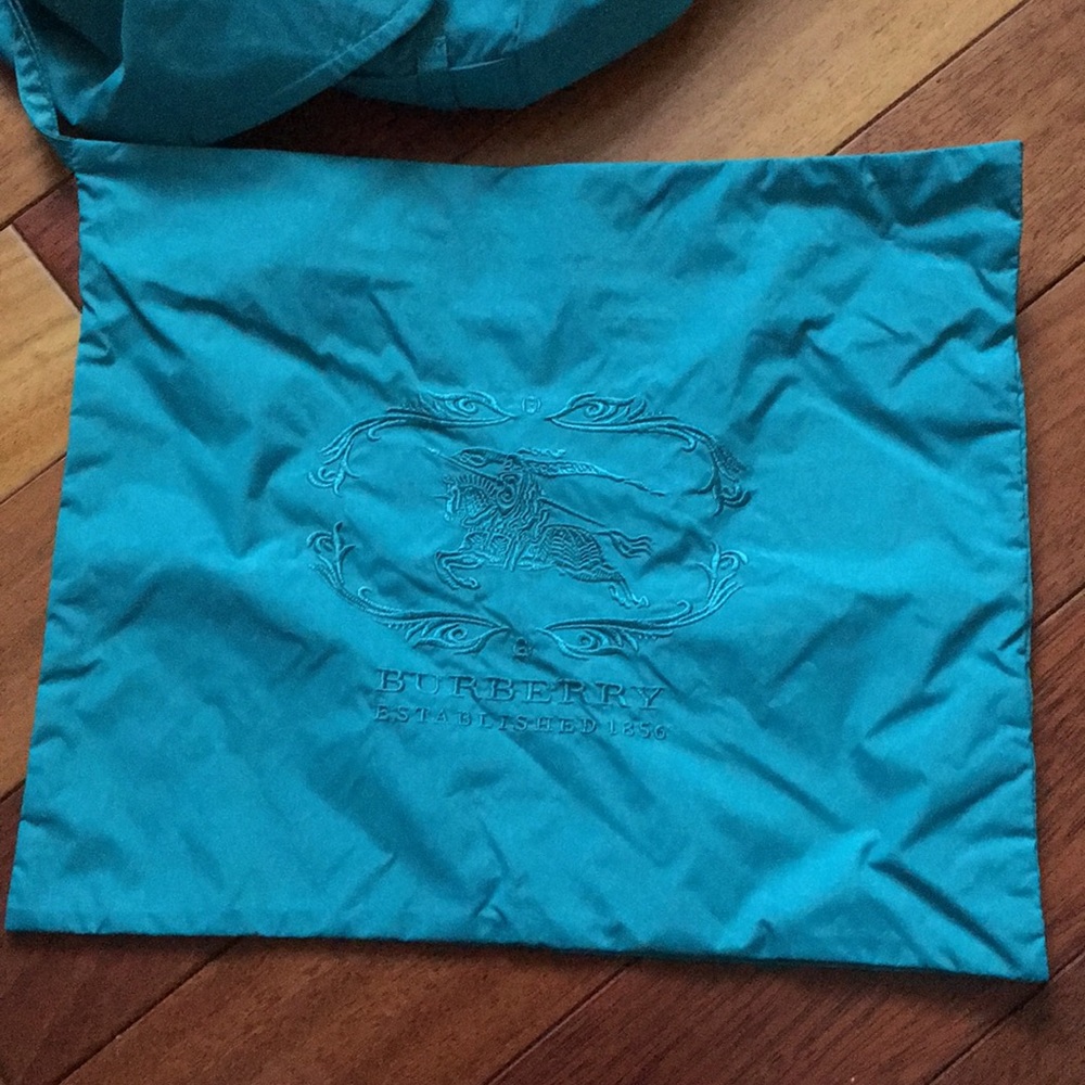 Authentic !!Burberry Jacket - image 7